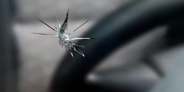 Cracked windscreen close-up